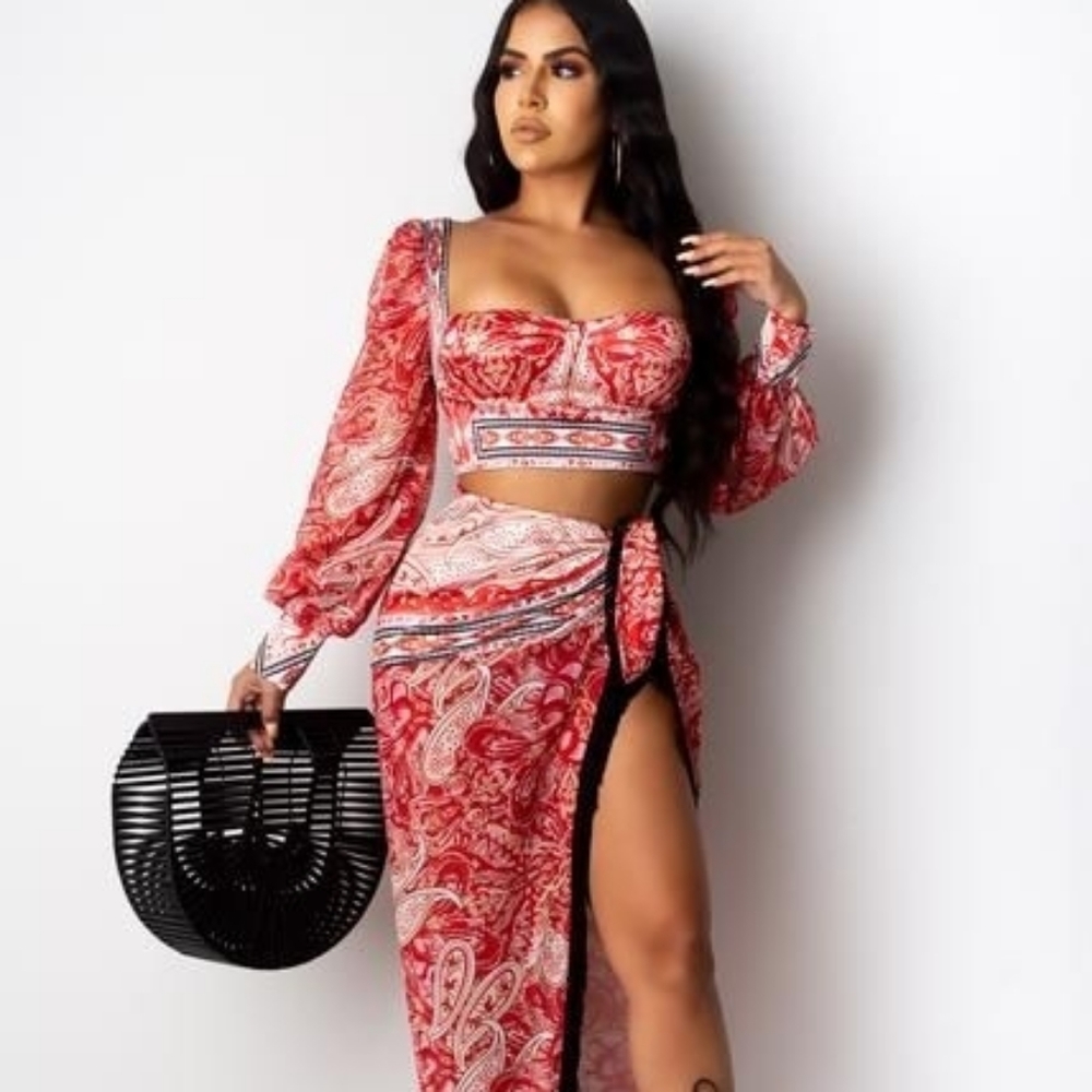 What A Flirt Skirt Set